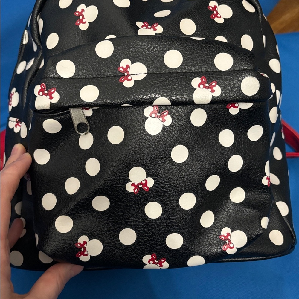 Disney Parks Mini Backpack Adjustable Straps Gently Used Very Spacious NWOTS - Picture 4 of 9